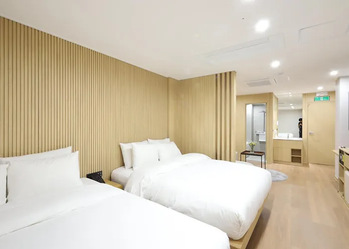 Nestly 3* Busan