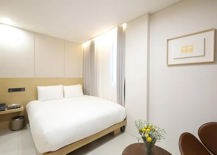 Nestly Hotel 3*