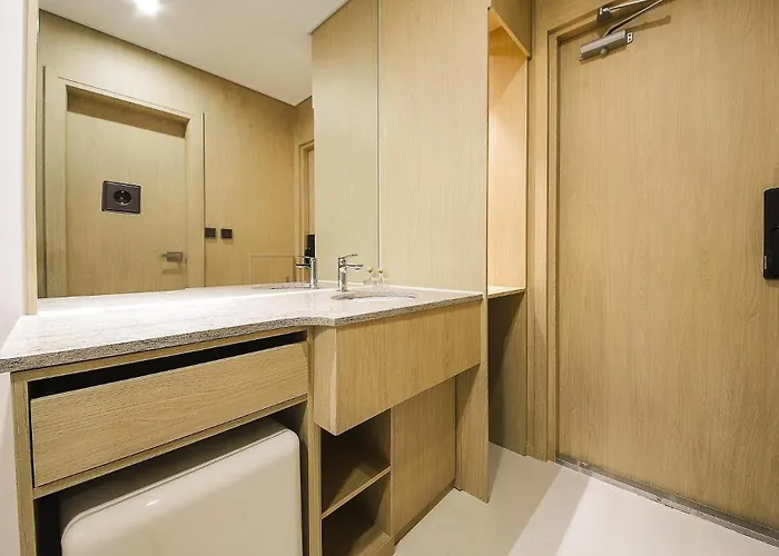 Nestly Hotel 3*